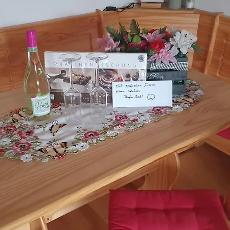 Schoene Ferienwohnung Im Luftkurort Lägenhet Hauzenberg
